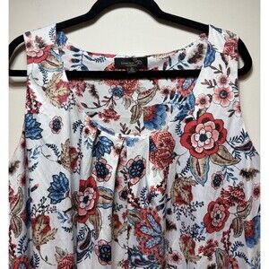 Suzanne Betro 3X White Red Blue Floral Sleeveless Top Blouse Plus Cottagecore